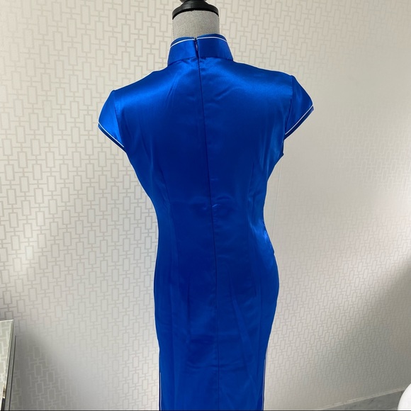 Chinese Formal Long Evening Gown, Cheong Sam or Chi Pao - Picture 8 of 13